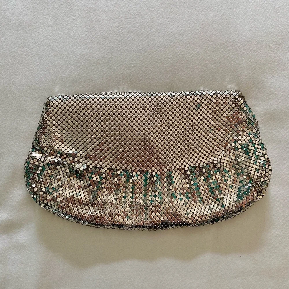 Whiting & Davis Co. Vintage Silver Mesh Evening Bag Clutch Rhinestone Closure
